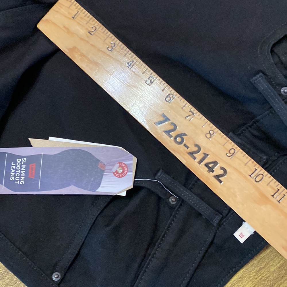 NWT Black Levi’s Slimming Boot Cut Size 12 Denim Jeans 31 x 32 - Picture 9 of 10
